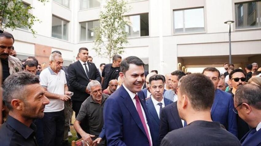 Bakan kurum malatyada depremzede aileye misafir oldu KSkupjZH